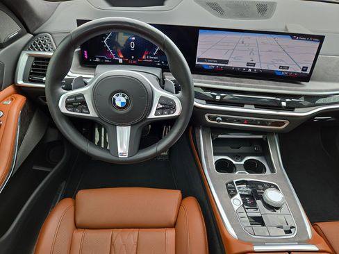 Certified 2024 BMW X7 xDrive40i w/ Executive Package AWD/4WD image 14