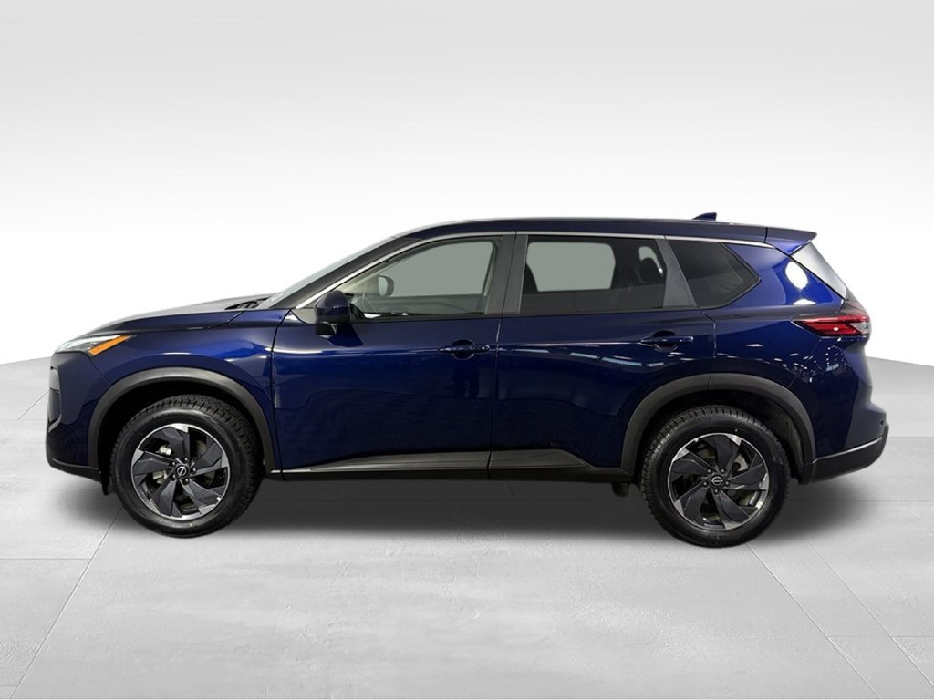 Used 2025 Nissan Rogue SV FWD image 10