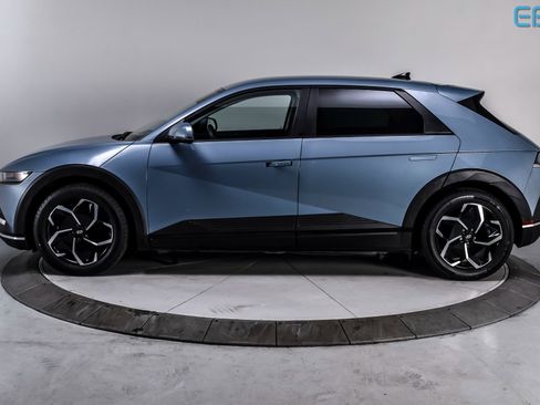 Used 2024 Hyundai Ioniq 5 SEL image 3