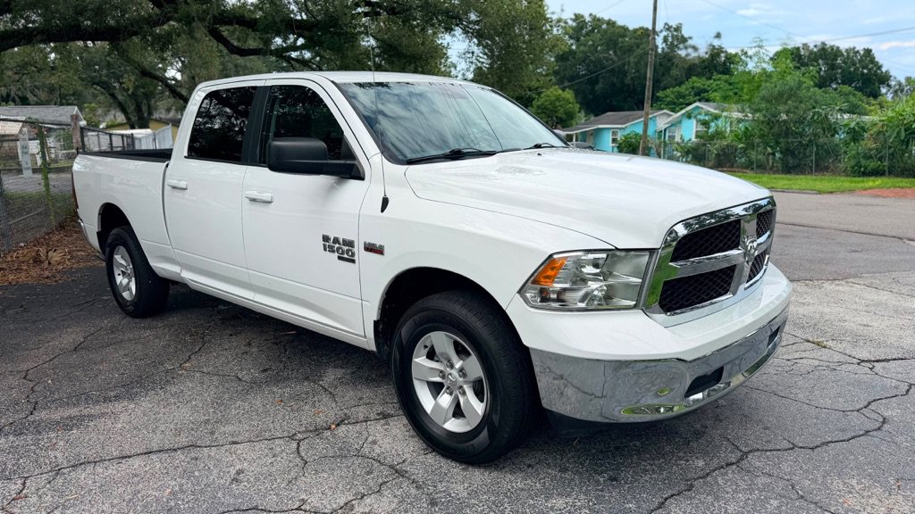 Used 2020 RAM 1500 Classic SLT AWD/4WD image 5