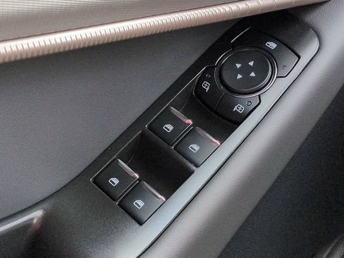 New 2026 Ford Explorer Active RWD image 26