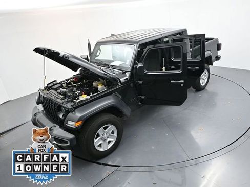 Used 2023 Jeep Gladiator Sport image 38