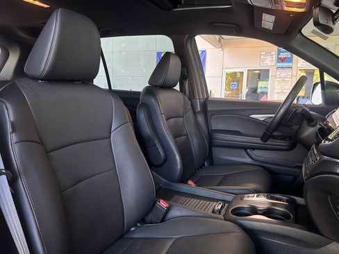 Used 2023 Honda Passport EX-L image 31