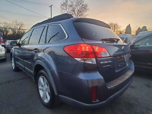 Used 2014 Subaru Outback 2.5i Premium w/ Moonroof Package & Eyesight image 3