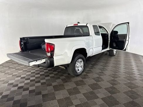 Used 2023 Toyota Tacoma SR RWD image 14