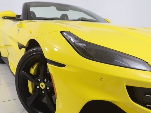 Used 2022 Ferrari Portofino M RWD image 25