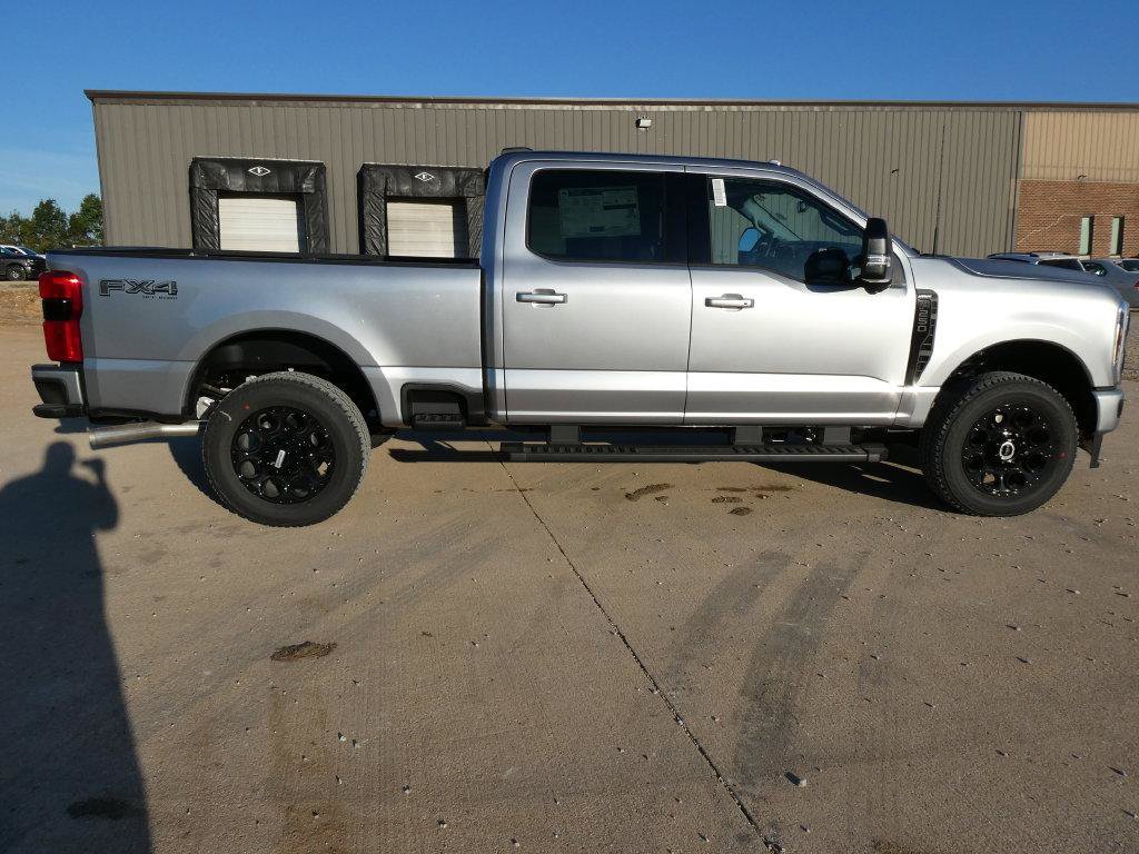 New 2027 Ford F250 Lariat w/ Black Appearance Package AWD/4WD image 4