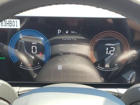 New 2026 Hyundai Santa Fe SE FWD image 9