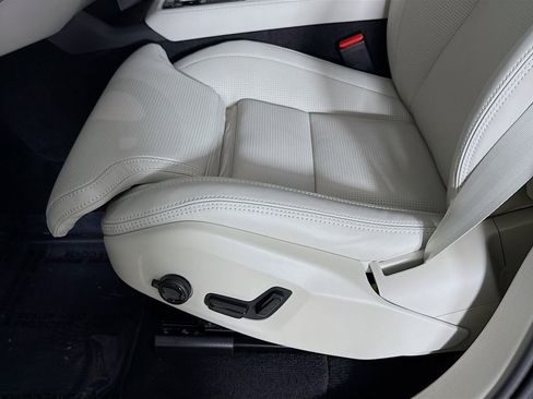 New 2026 Volvo XC90 T8 Ultra w/ Protection Package Premier AWD/4WD image 20