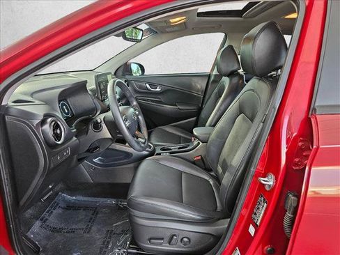 Used 2023 Hyundai Kona Limited w/ Cargo Package FWD image 15
