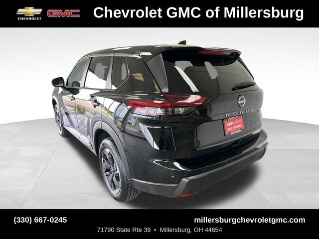 Used 2024 Nissan Rogue SV AWD/4WD image 8