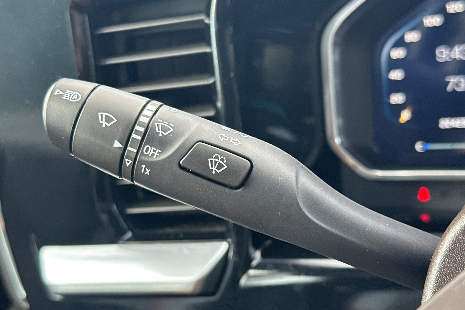Used 2026 Chevrolet Silverado 1500 RST RWD image 35