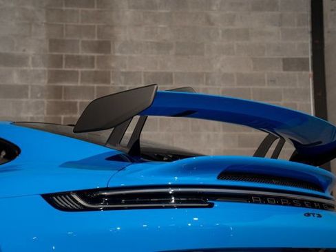 Used 2022 Porsche 911 GT3 RWD image 17