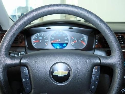 Used 2016 Chevrolet Impala LTZ image 15