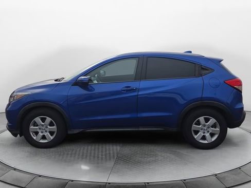 Used 2018 Honda HR-V EX-L image 2