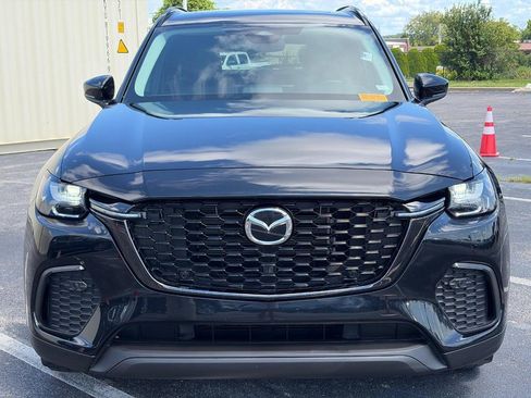 Certified 2025 MAZDA CX-70 3.3 Turbo w/ Preferred Package AWD/4WD image 2