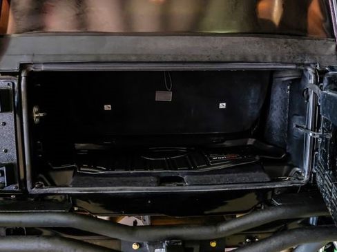 Used 2016 Jeep Wrangler Sport image 8