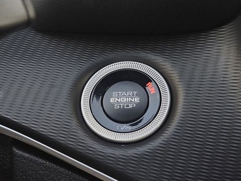 New 2025 Jeep Grand Cherokee Laredo X image 21