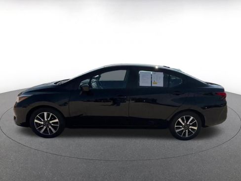 Used 2025 Nissan Versa SV FWD image 9