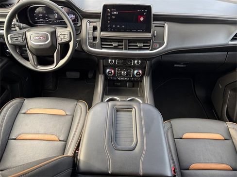 Used 2023 GMC Yukon AT4 image 12