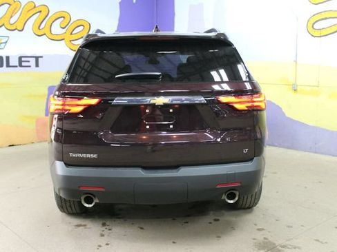 Used 2023 Chevrolet Traverse LT FWD image 3