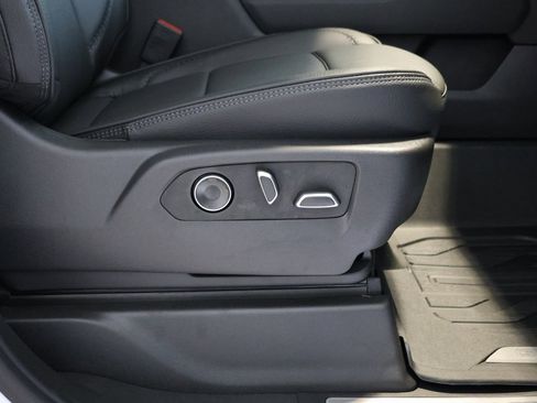 New 2026 GMC Sierra 3500 Denali w/ Denali Reserve Package image 45