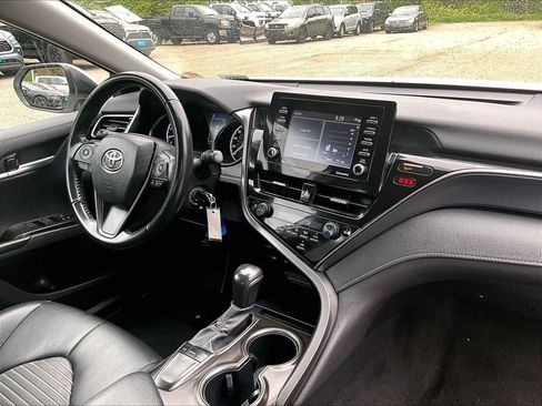 Used 2023 Toyota Camry SE FWD image 14