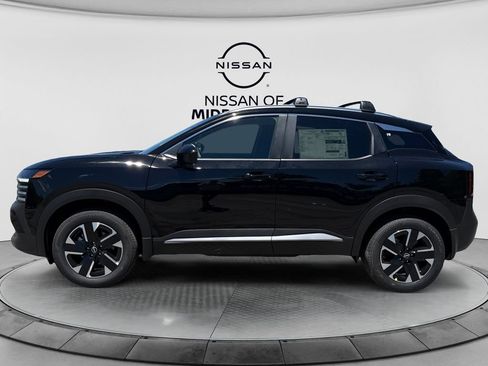New 2026 Nissan Kicks SV w/ Cold Weather Package AWD/4WD image 2