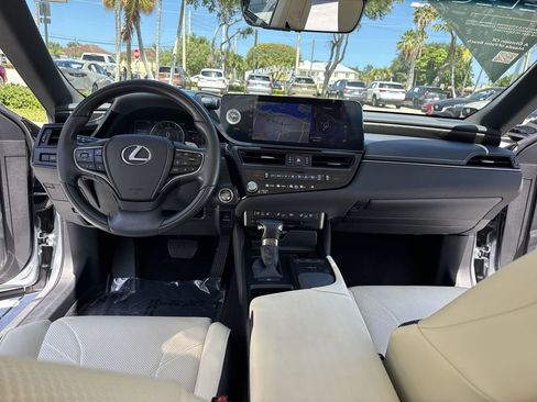Used 2022 Lexus ES 350 Ultra Luxury FWD image 36