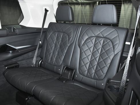 Used 2026 BMW X7 xDrive40i image 72