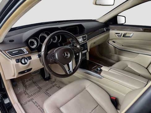 Used 2016 Mercedes-Benz E 350 4MATIC Sedan image 10