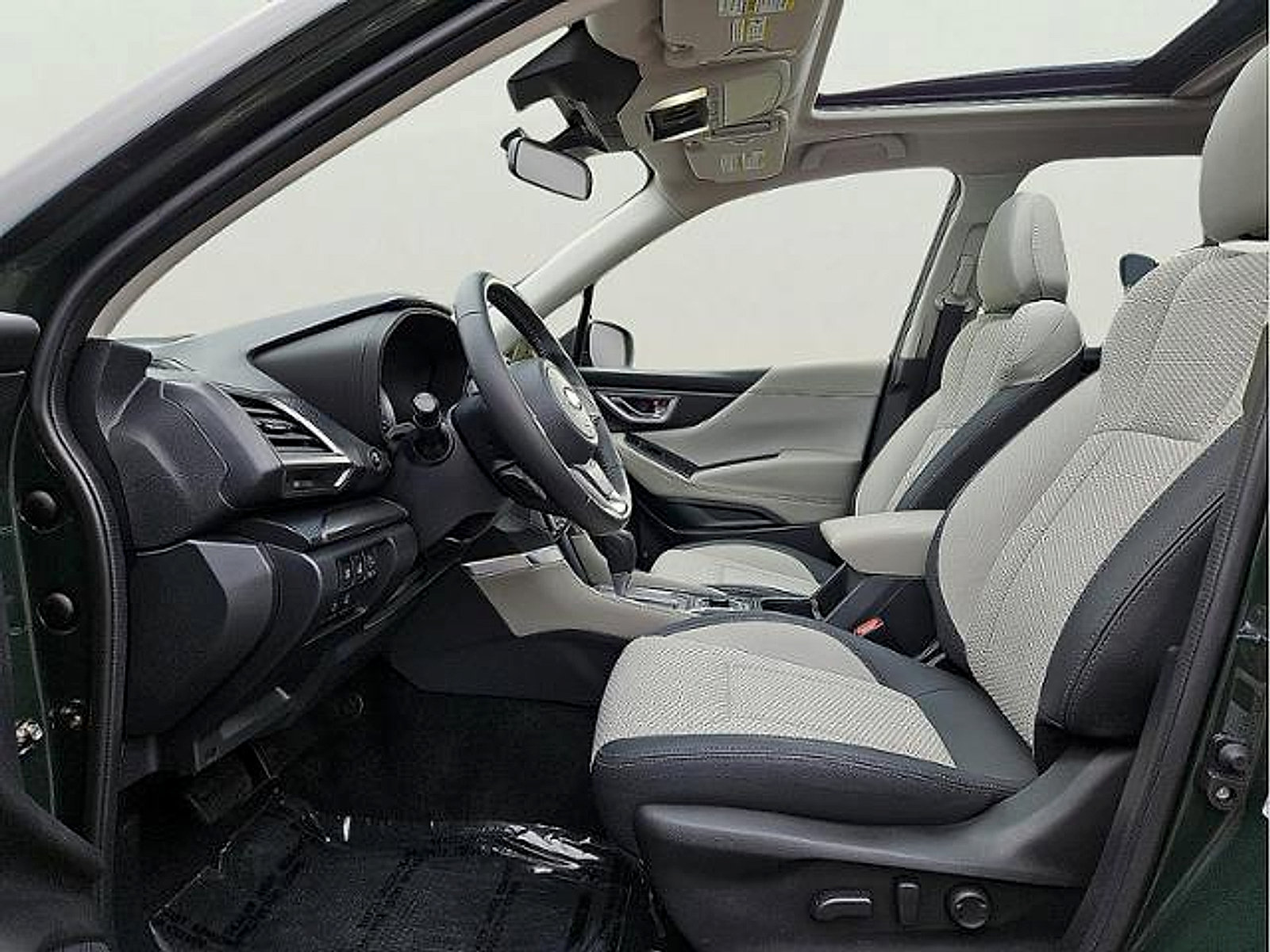 Used 2024 Subaru Forester Premium AWD/4WD image 13