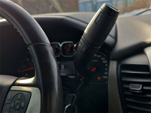 Used 2015 GMC Yukon XL SLE w/ Convenience Package image 20