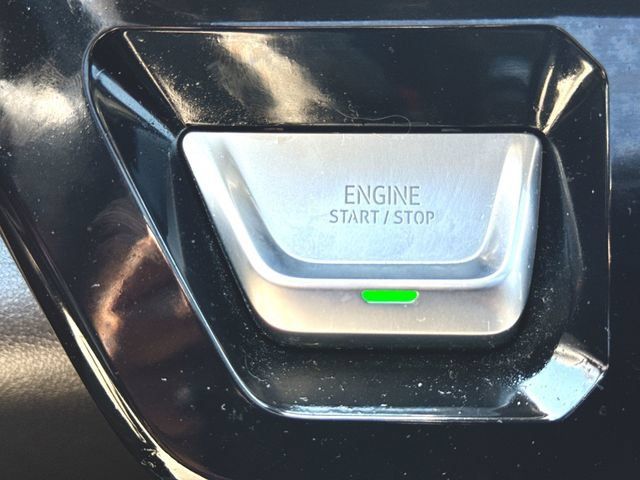 Used 2023 GMC Sierra 1500 Denali AWD/4WD image 17