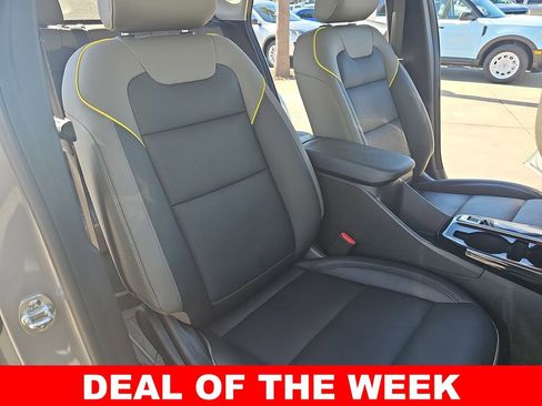 Used 2025 Chevrolet Trax ACTIV w/ Driver Confidence Package image 10