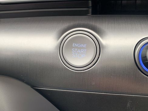 Used 2024 Hyundai Kona SEL image 10