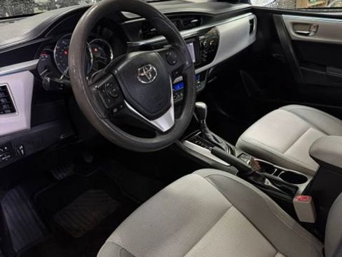 Used 2014 Toyota Corolla LE FWD image 21