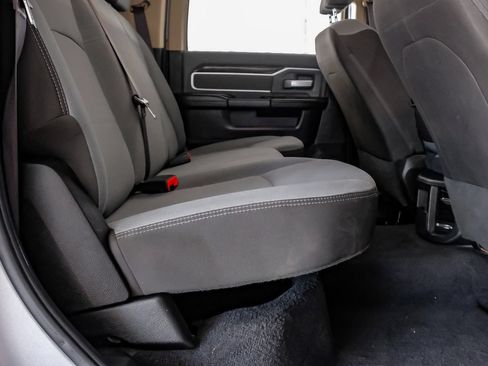 Used 2019 RAM 2500 Big Horn AWD/4WD image 33