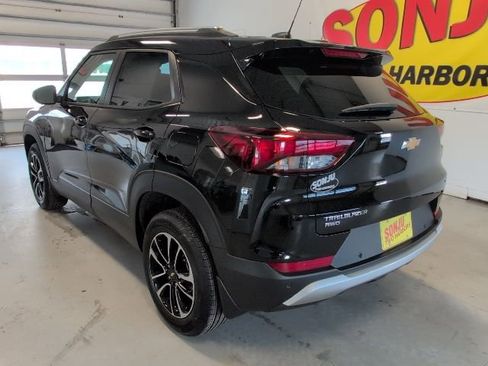 New 2026 Chevrolet TrailBlazer LT w/ Convenience Package AWD/4WD image 3