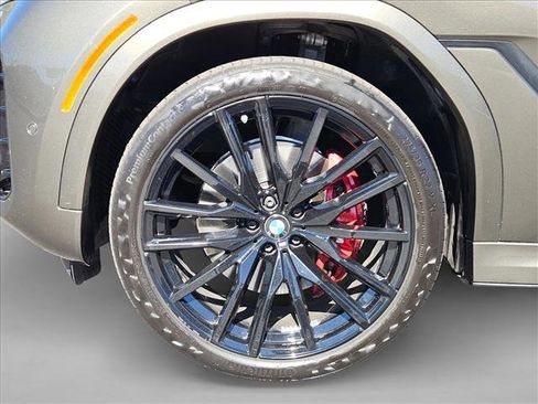 Certified 2025 BMW X6 xDrive40i image 29