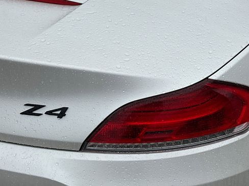 Used 2011 BMW Z4 sDrive35i image 29