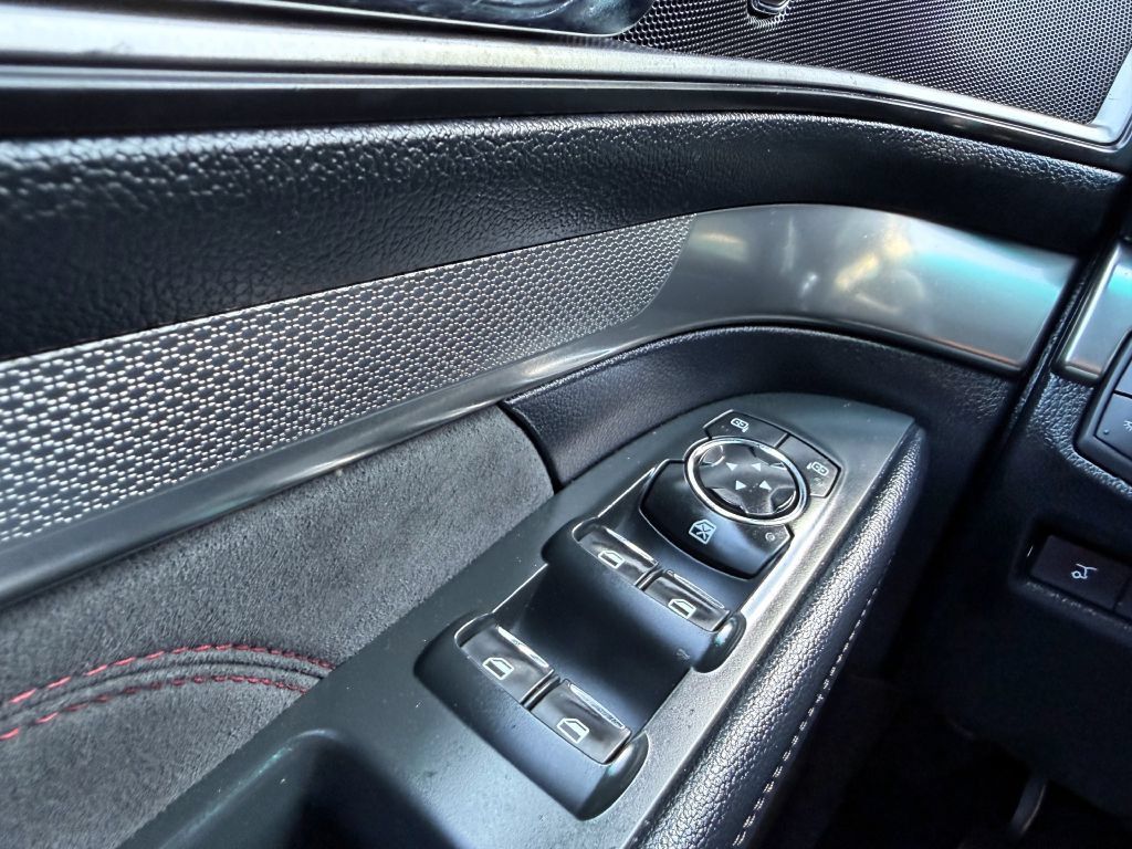 Used 2019 Ford Explorer XLT w/ Equipment Group 202A FWD image 21