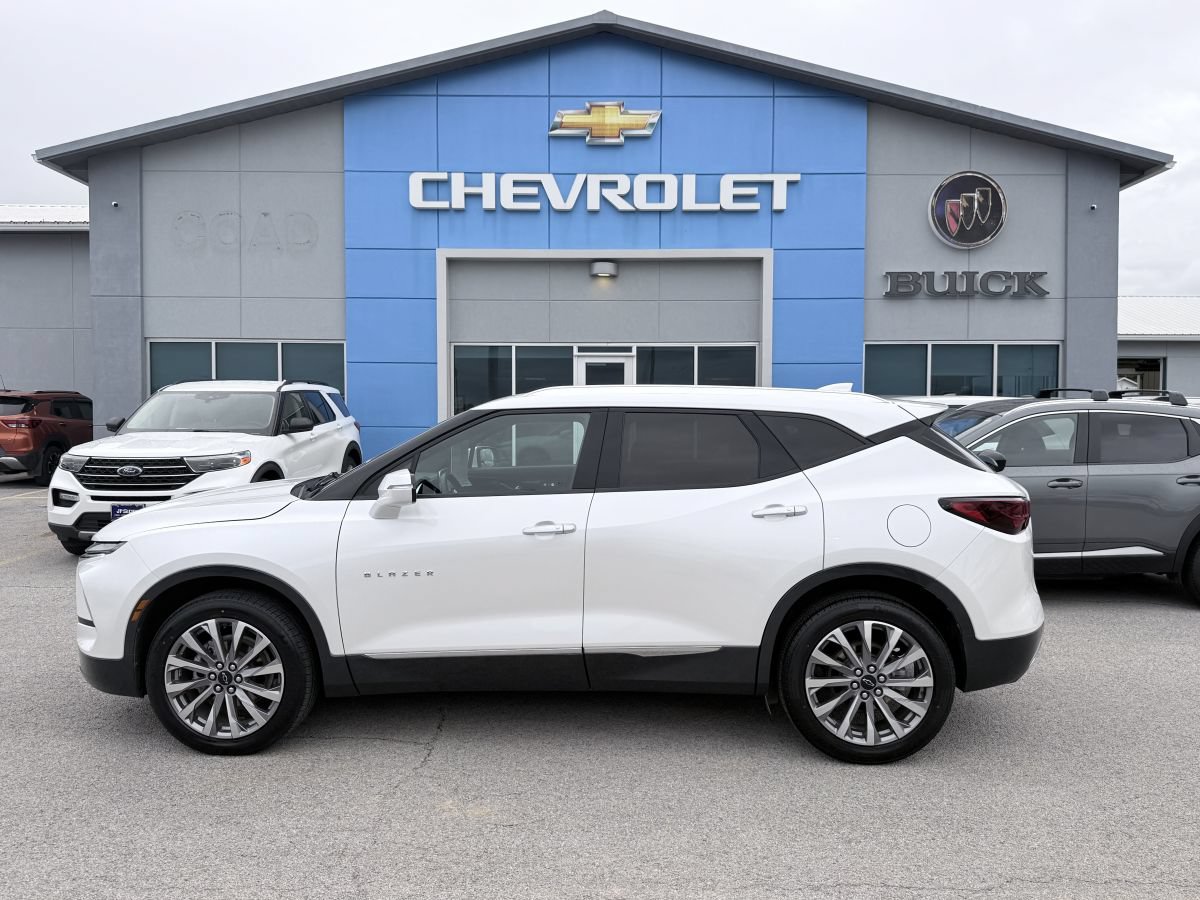 Used 2023 Chevrolet Blazer Premier w/ LPO, Cargo Package FWD image 8