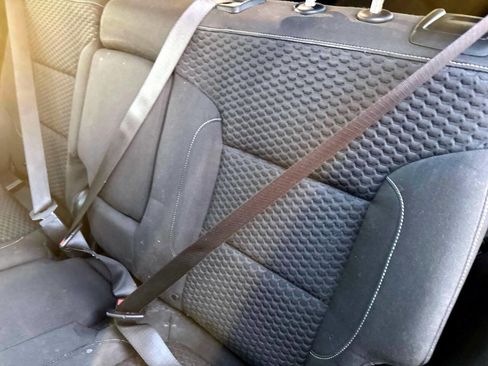 Used 2017 GMC Acadia SLE image 11