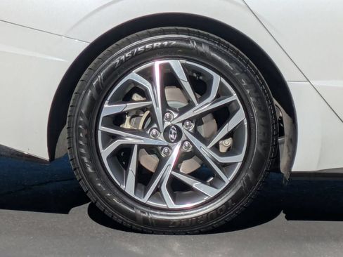 Used 2022 Hyundai Sonata SEL w/ Cargo Package FWD image 9
