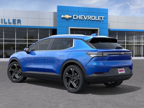 New 2026 Chevrolet Equinox EV LT image 39