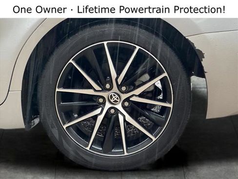 Used 2023 Toyota Camry SE image 7