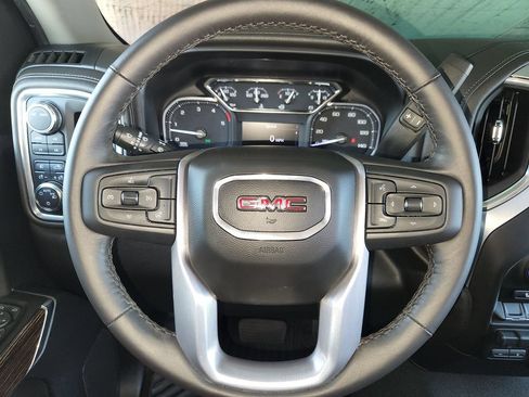 Used 2022 GMC Sierra 2500 SLE w/ SLE Convenience Package AWD/4WD image 23