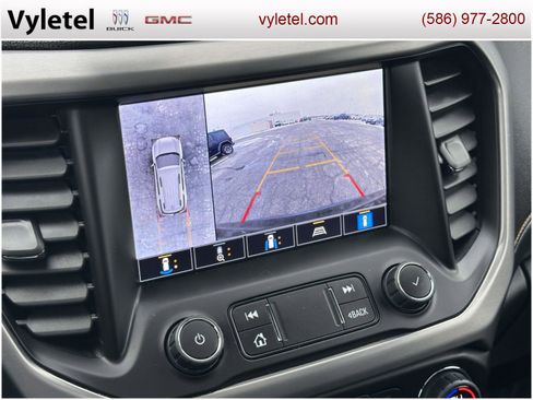 Used 2023 GMC Acadia AT4 w/ Technology Package image 28