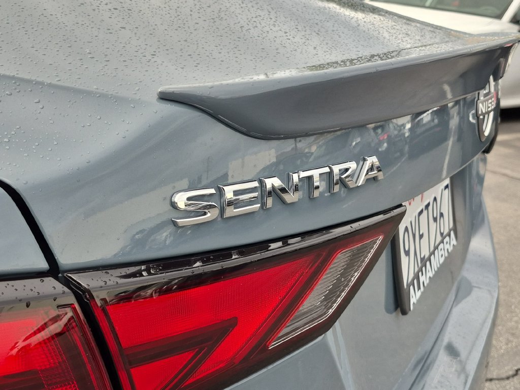 Certified 2025 Nissan Sentra SR w/ SR Premium Package FWD image 10